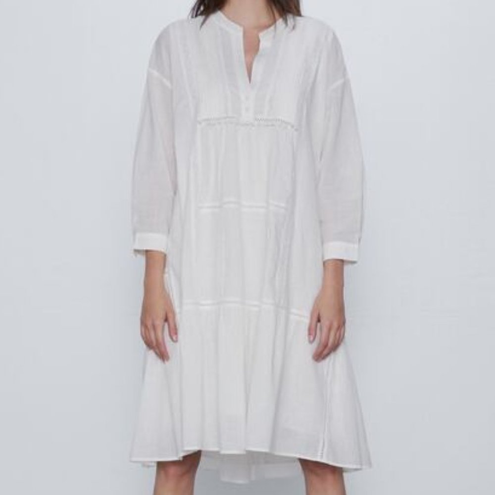 Great Condition Zara Voluminous Embroidered Dress in White Size Medium